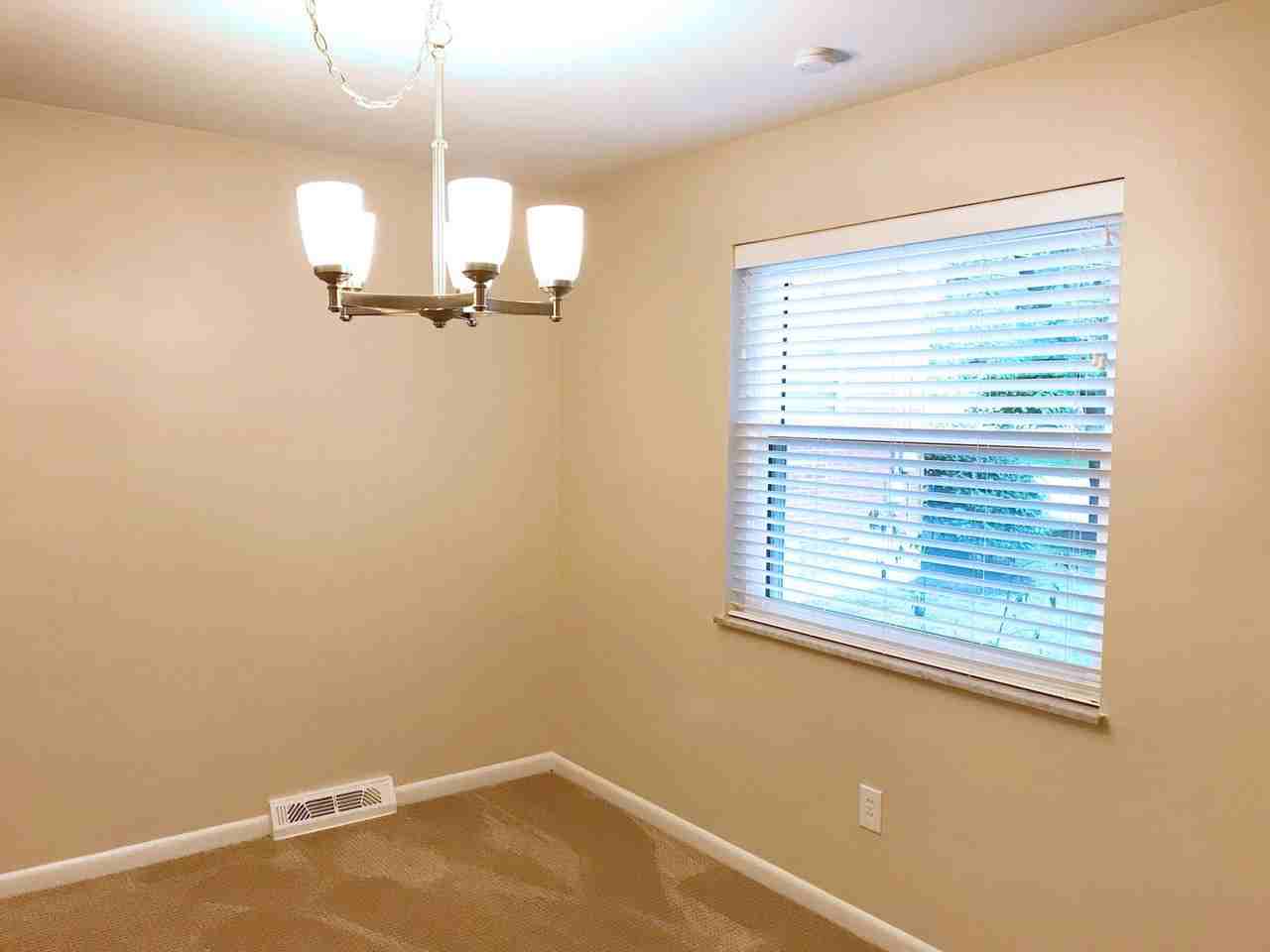 TWO FAMILY JOSEPH 2941, 2945 Linwood Ave, Cincinnati, OH 45208