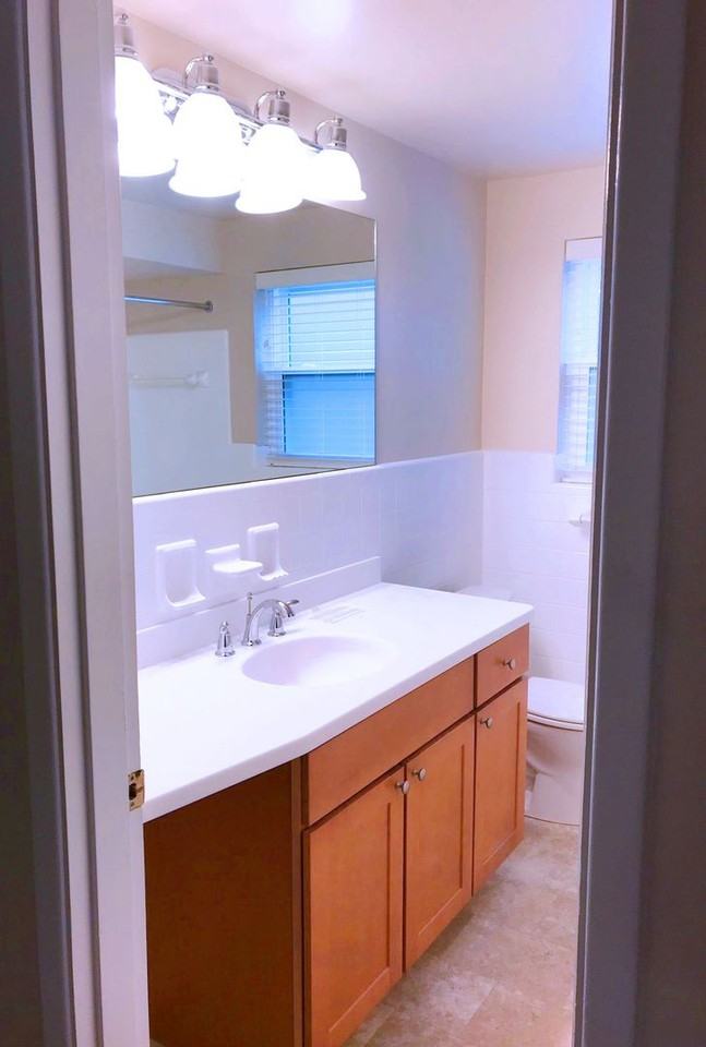 TWO FAMILY JOSEPH - Photo 2 of 11