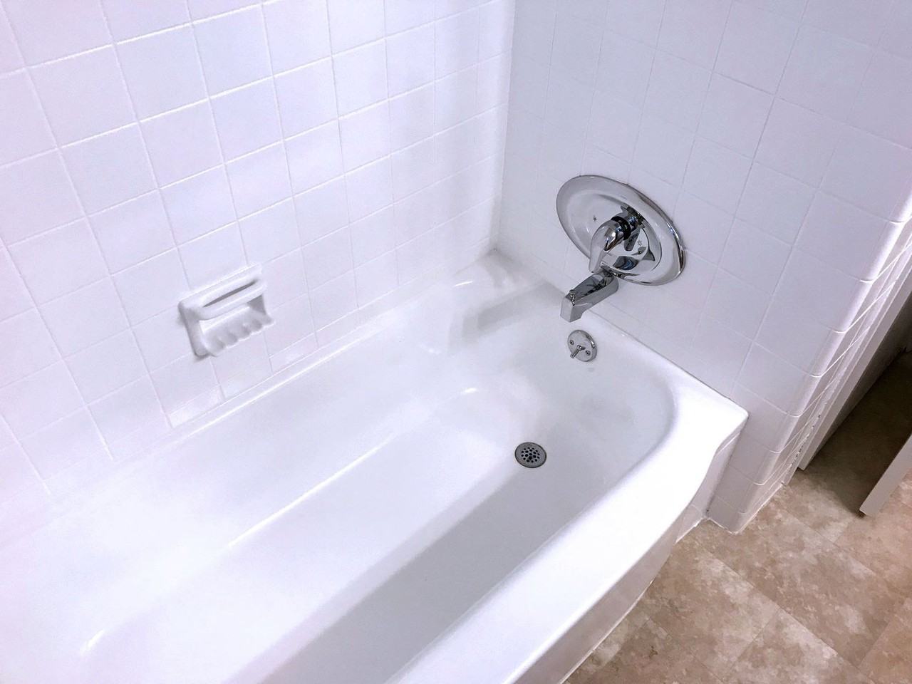 TWO FAMILY JOSEPH - Photo 3 of 11