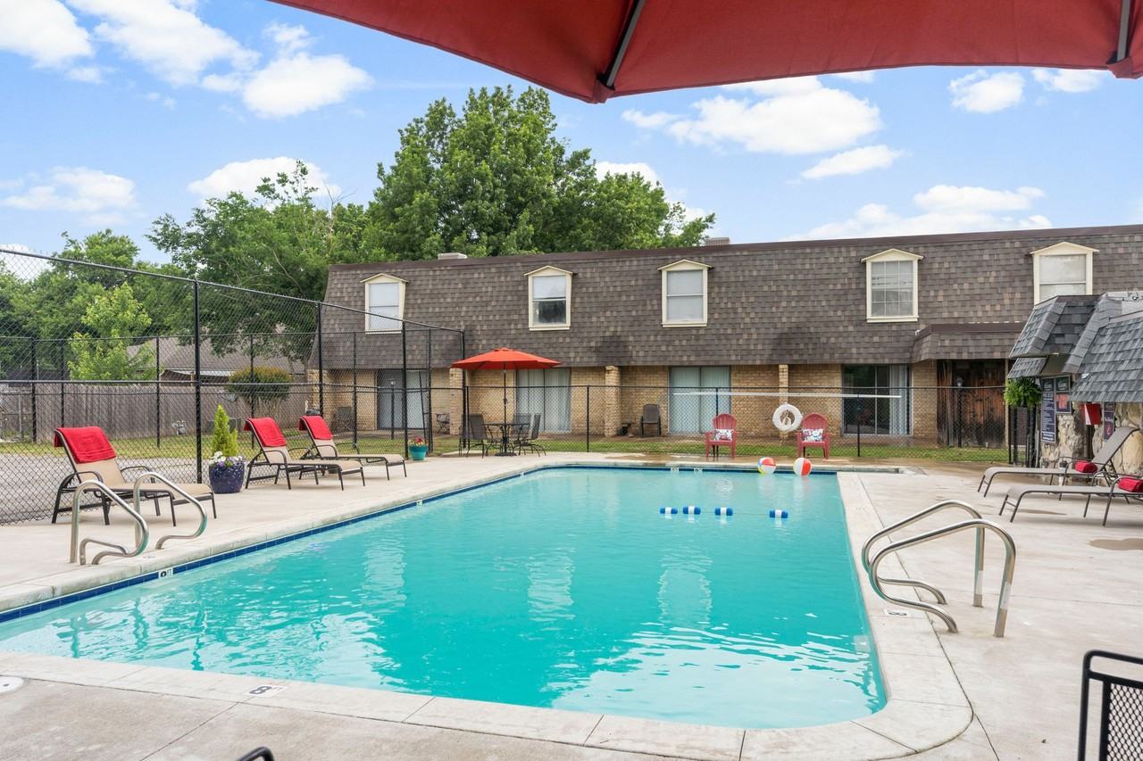 The Meadows at Centennial Park - Photo 4 of 7