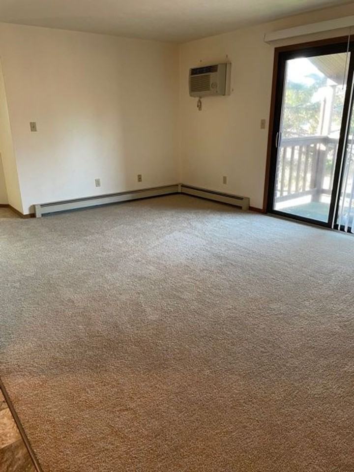 2985 Mossy Oak Circle - Photo 2 of 8
