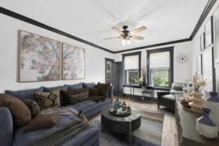 4000 DeTonty - Photo 1 of 1