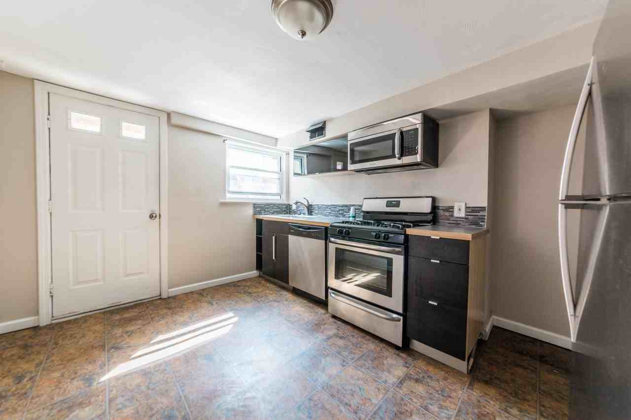 10 E Sycamore Ter - Photo 3 of 11