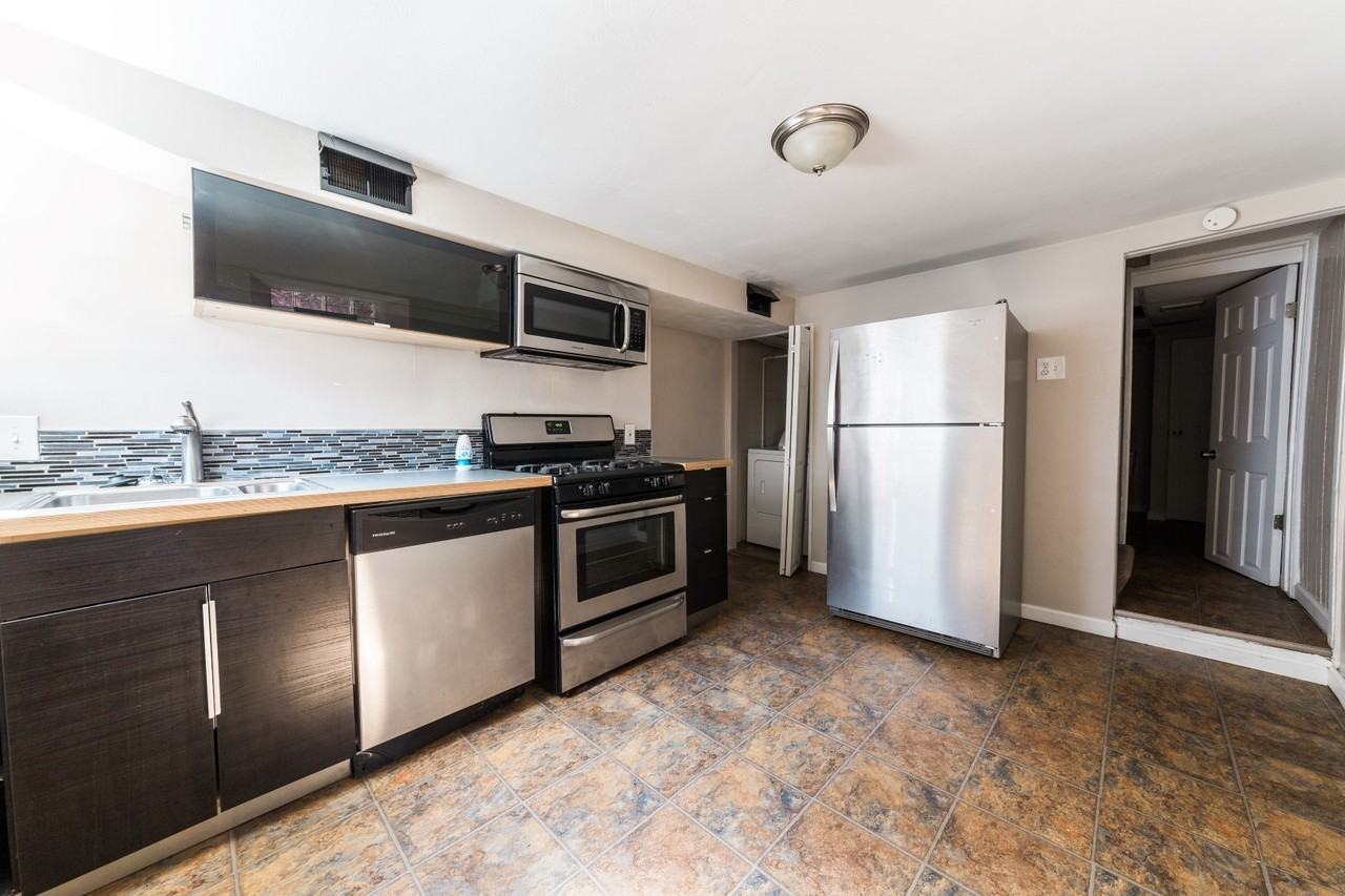 10 E Sycamore Ter - Photo 5 of 11