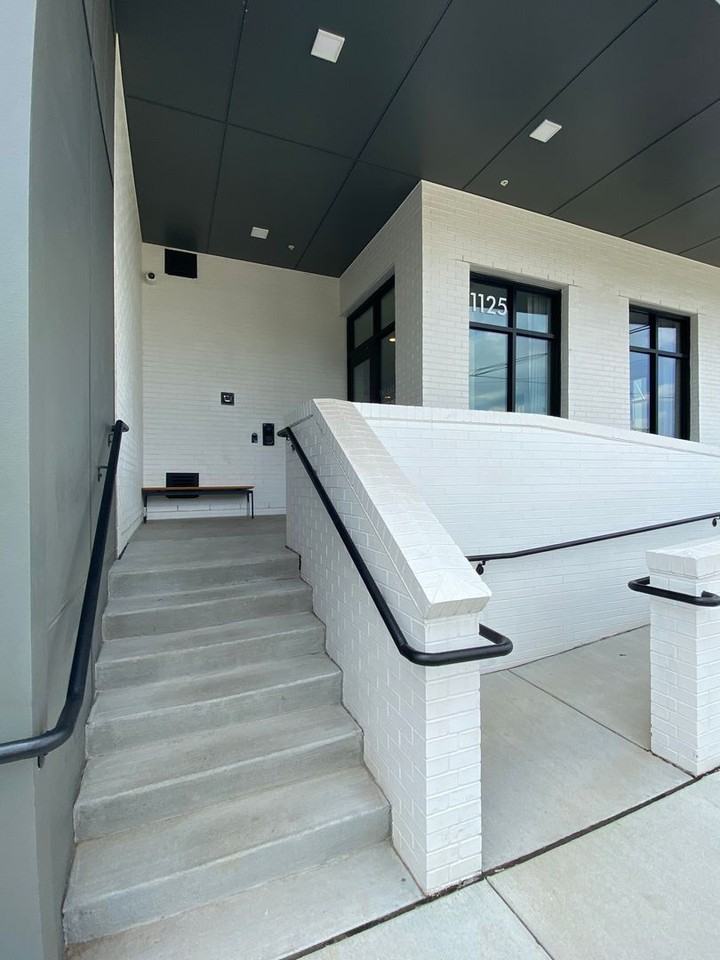 1125 10th Ave N #508 - Photo 4 of 24