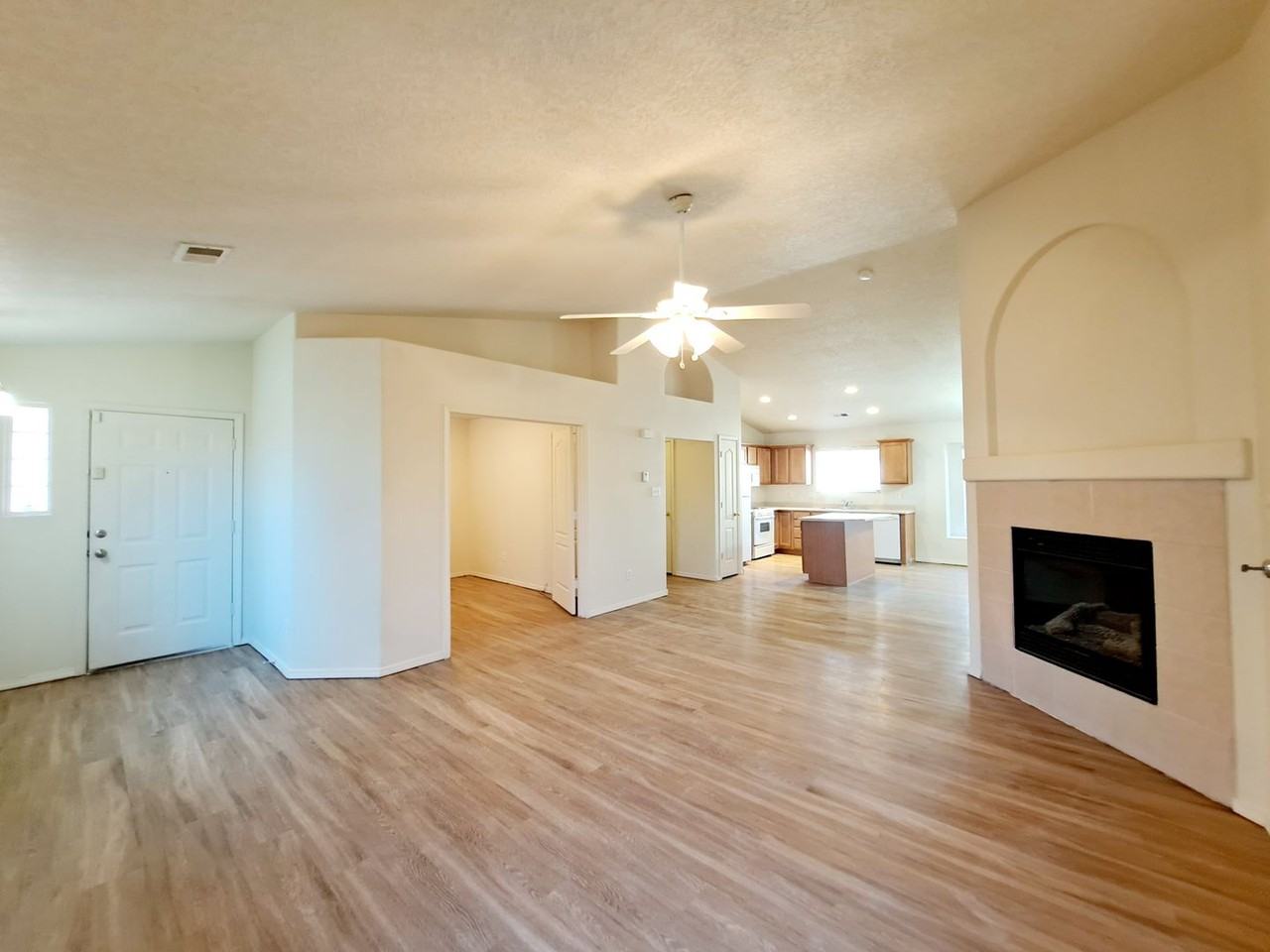 750 Blue Sage Ave Sw - Photo 5 of 42