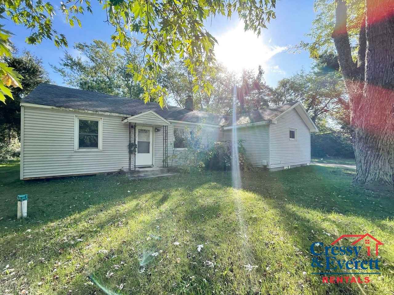 2311 S 17th St - Photo 2 of 35