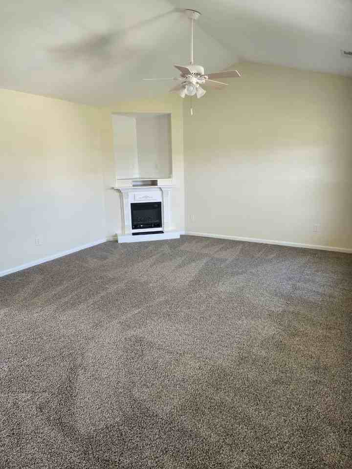 116 Taylors Ct - Photo 4 of 32