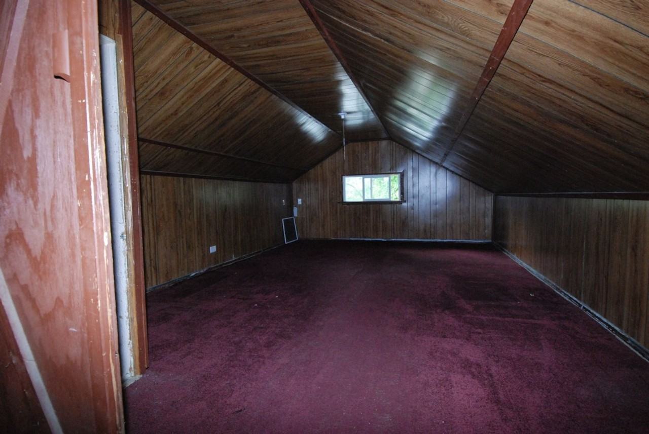 607 W Broadway Ave - Photo 2 of 5