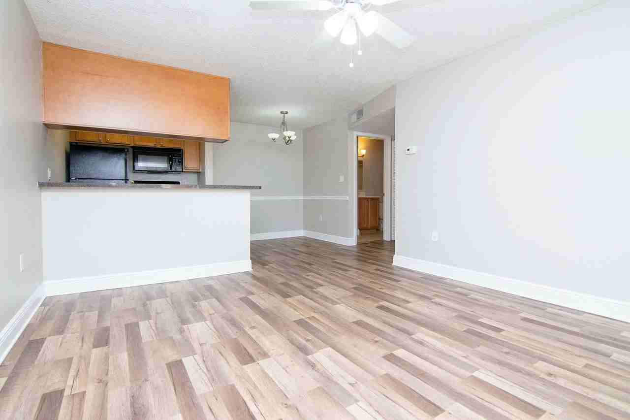 203 Lake Parsons Grn - Photo 3 of 19