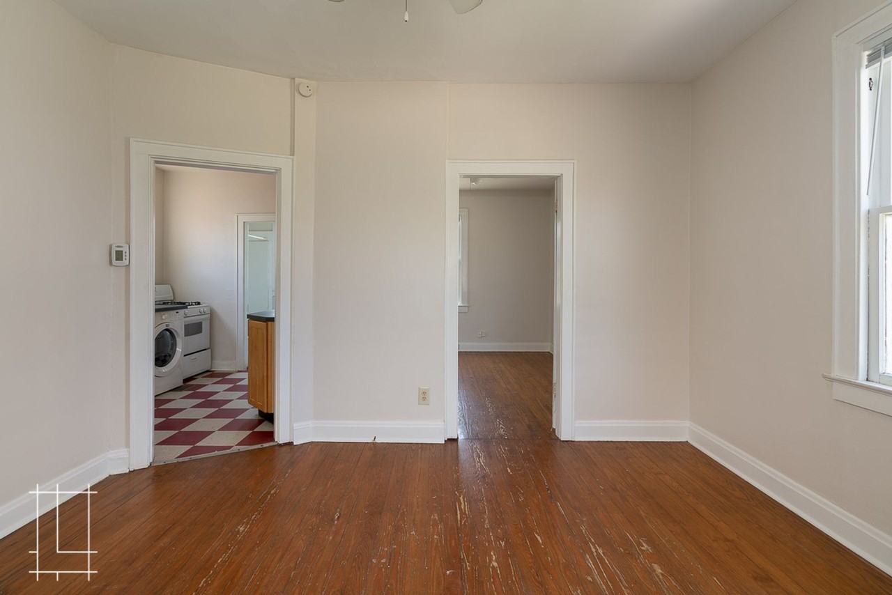 1091 Say Ave - Photo 2 of 24