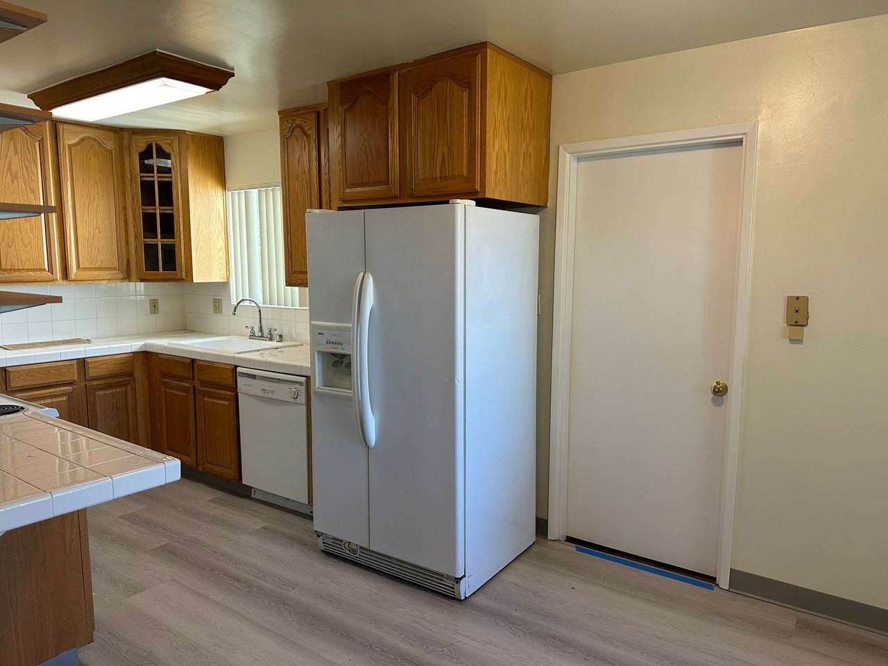 1028 Connie Dr - Photo 2 of 8