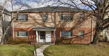 featured image of 3140 S Kinnickinnic Ave