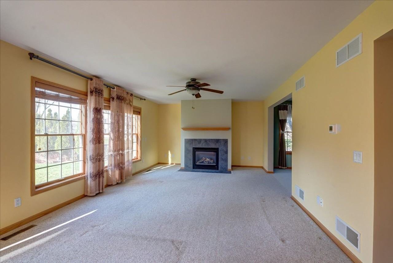 7033 Rockstream Dr - Photo 5 of 35