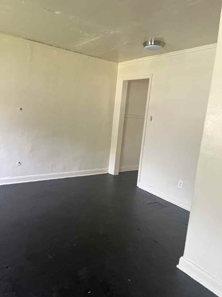 825 Dunlap Cv - Photo 2 of 7