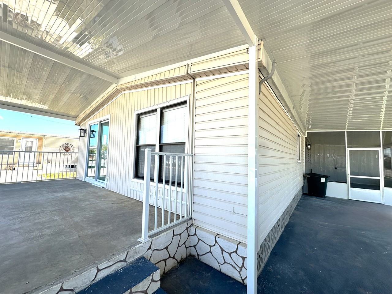 16004 Tangelo Way - Photo 2 of 31