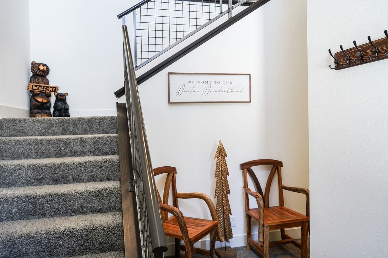 1382 Timber Creek Rd - Photo 2 of 30