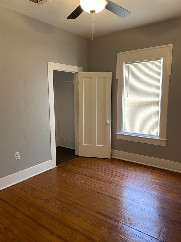 138 E MAGNOLIA - Photo 3 of 15