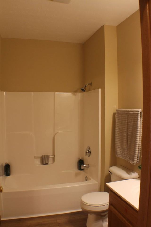 1530 Williamsburg Pl - Photo 7 of 17