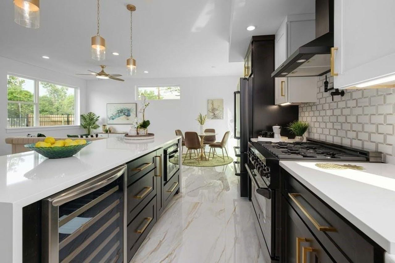 4902 Lott Ave - Photo 2 of 29