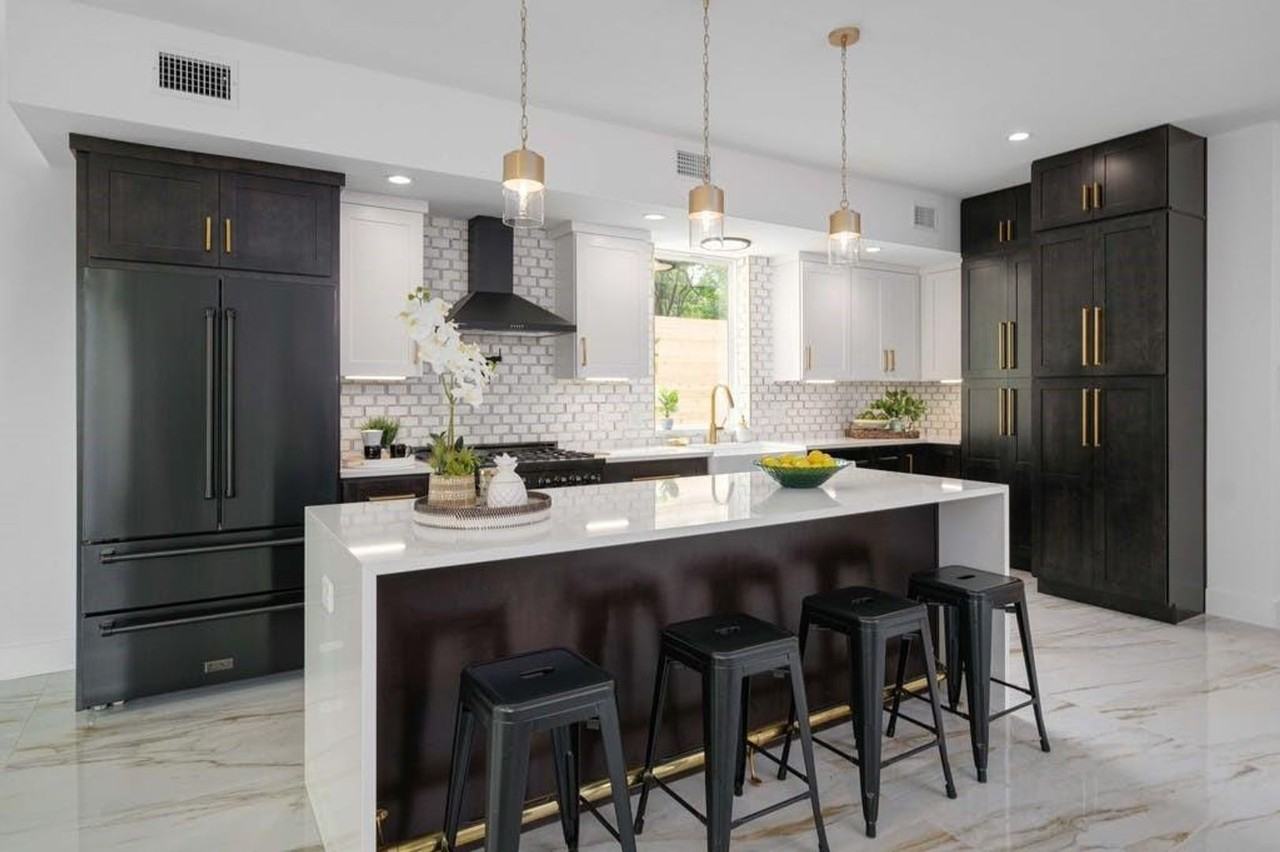 4902 Lott Ave - Photo 3 of 29