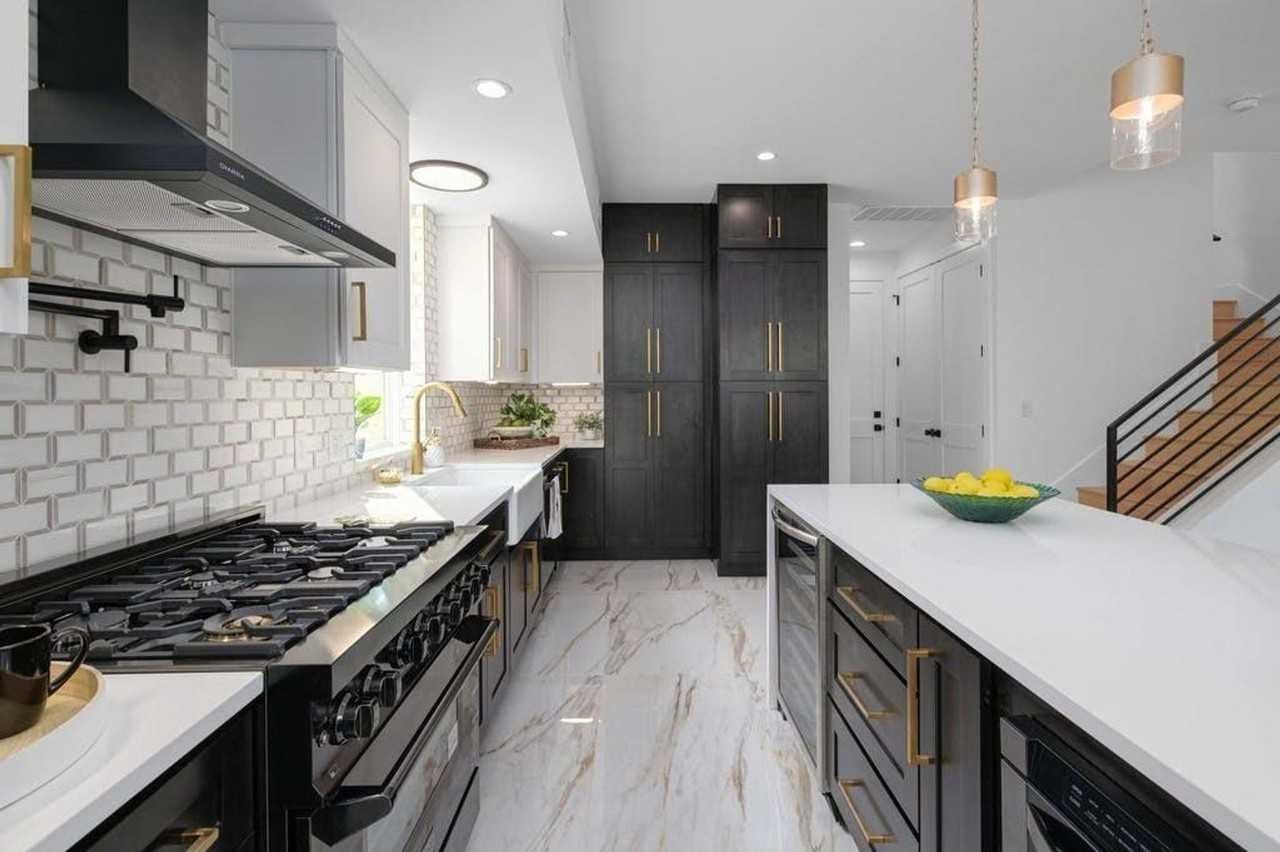 4902 Lott Ave - Photo 4 of 29