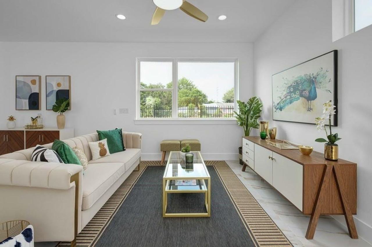 4902 Lott Ave - Photo 6 of 29