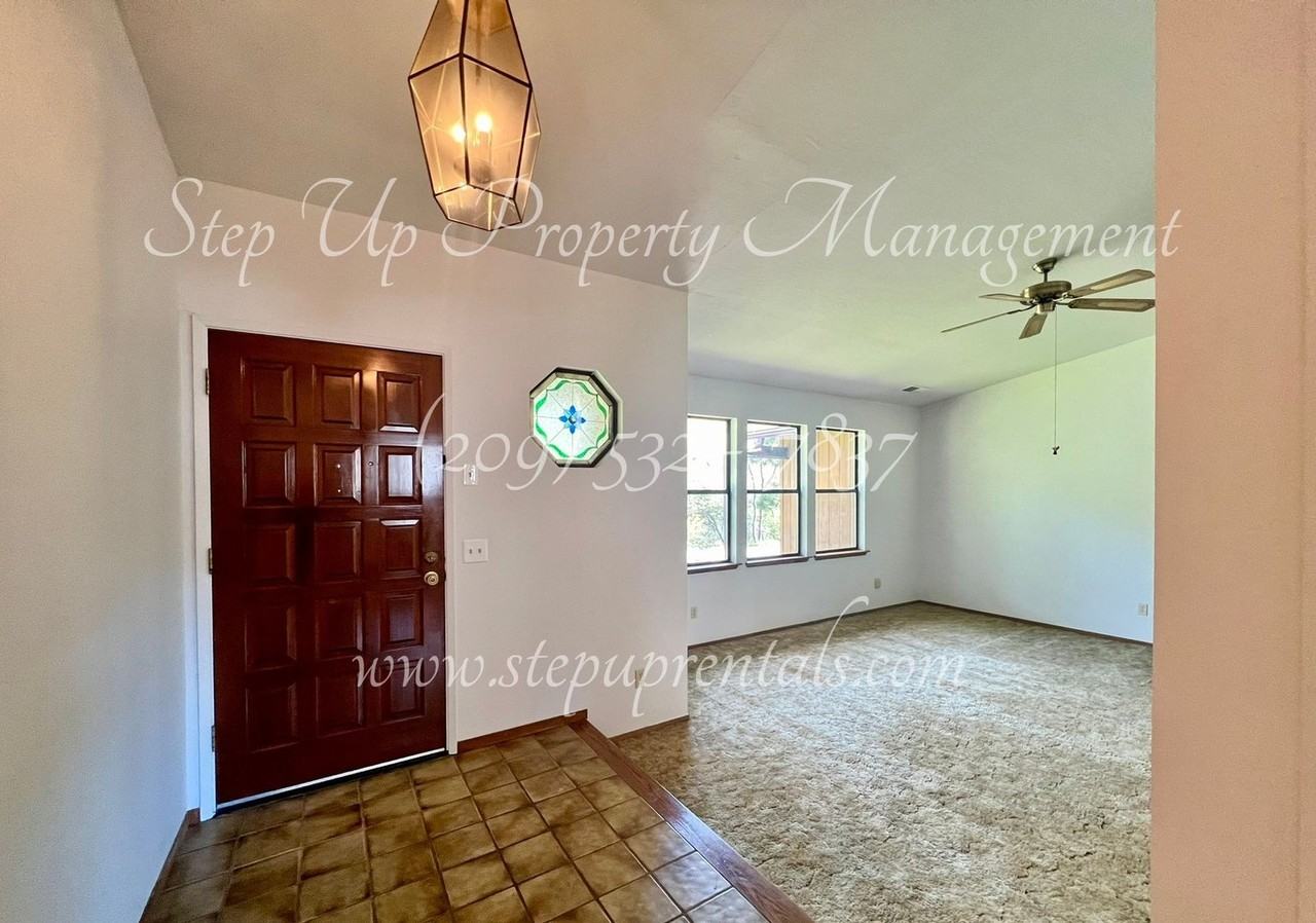 15495 Buena Vista Avenida - Photo 2 of 19