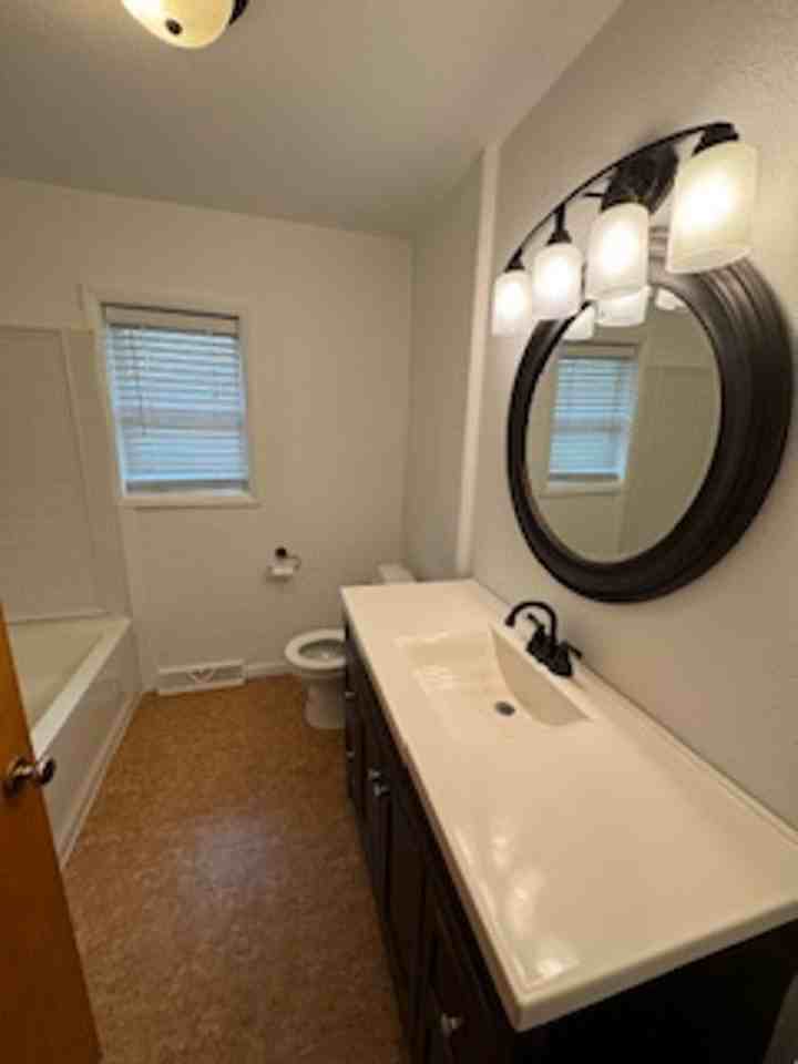 501 Idaho Rd - Photo 4 of 15