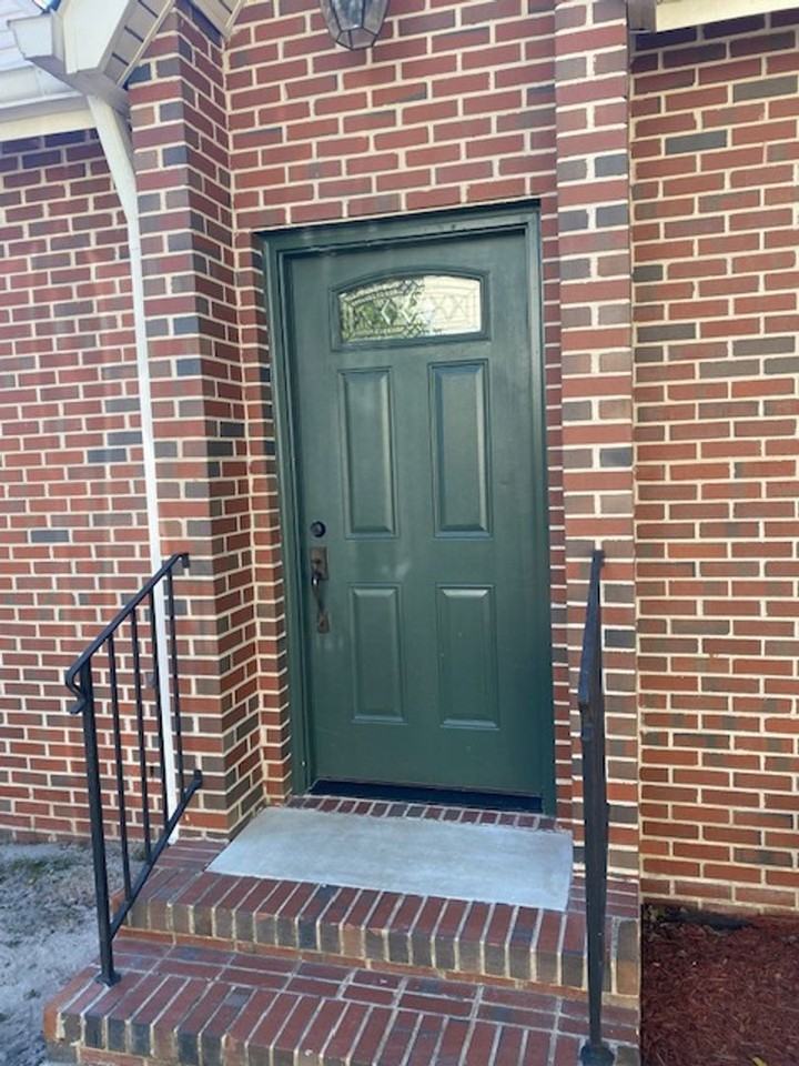 1014 23rd St - Photo 3 of 30