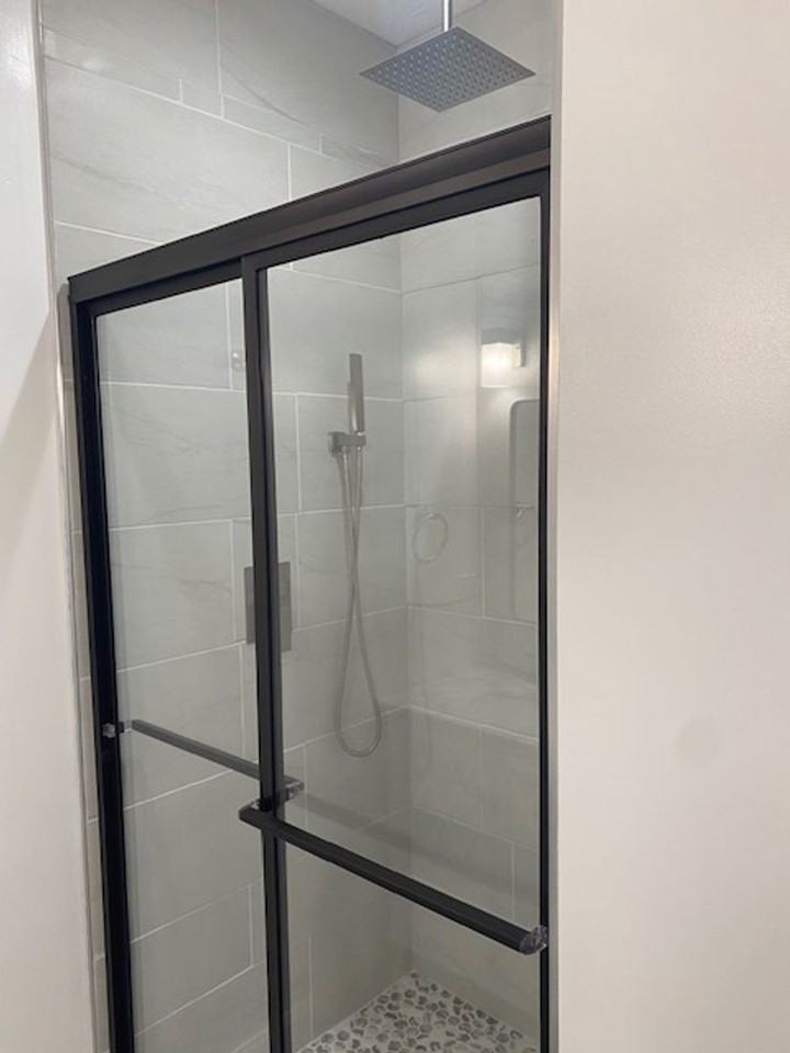 1014 23rd St - Photo 7 of 30