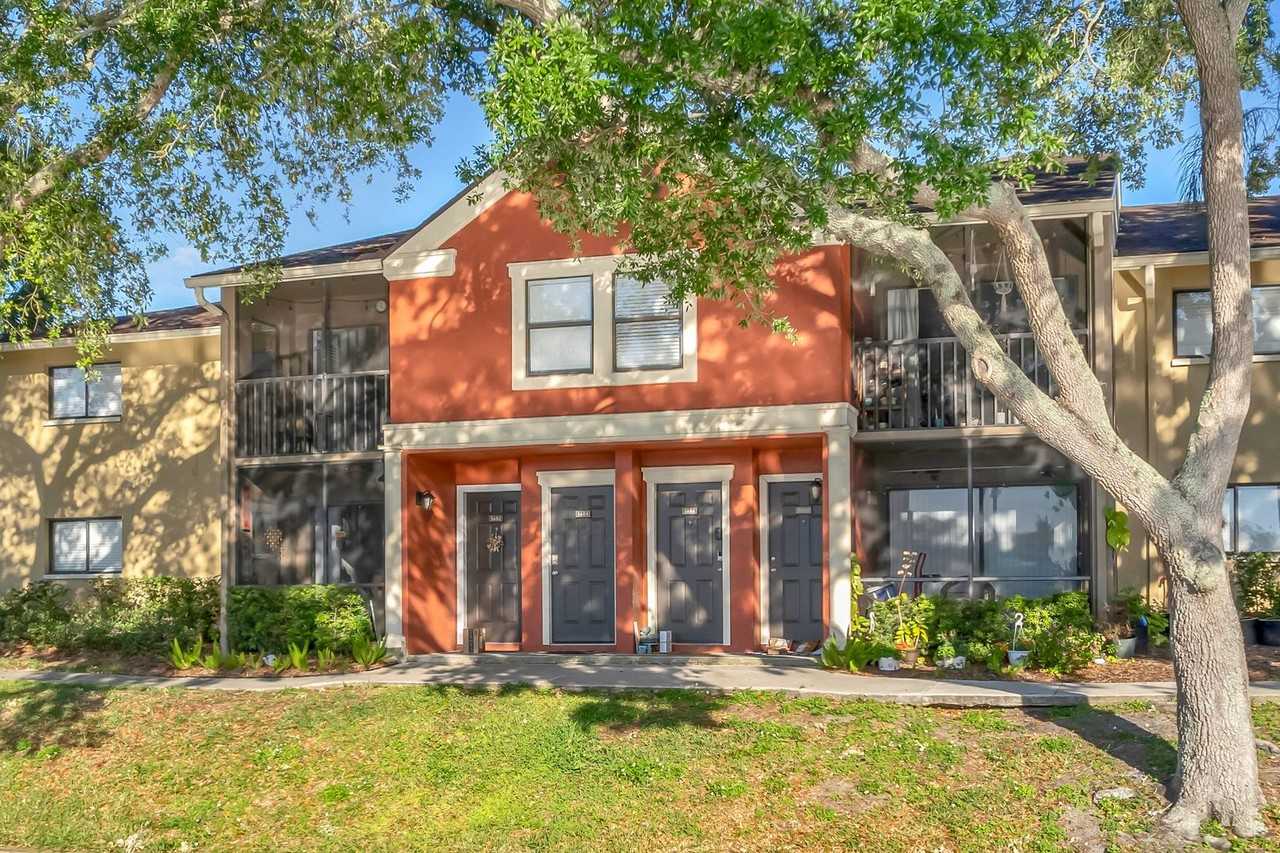 5684 Baywater Dr - Photo 2 of 39
