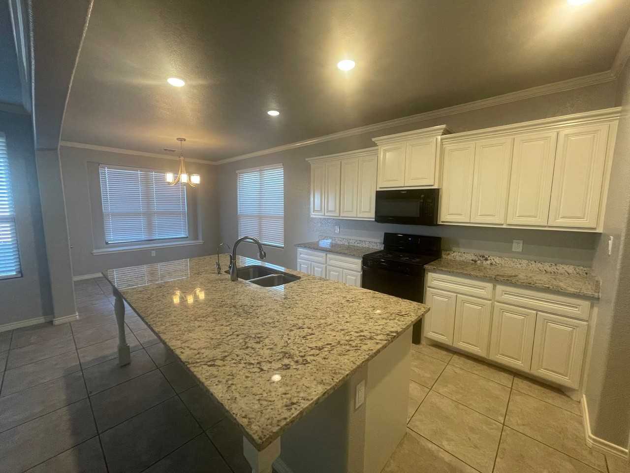 5910 Socorro Dr - Photo 2 of 15