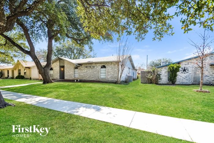 2026 Chestnut Rd - Photo 3 of 16