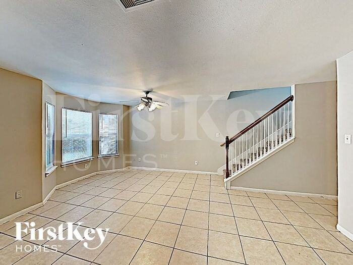 2932 La Estancia Ln - Photo 2 of 17
