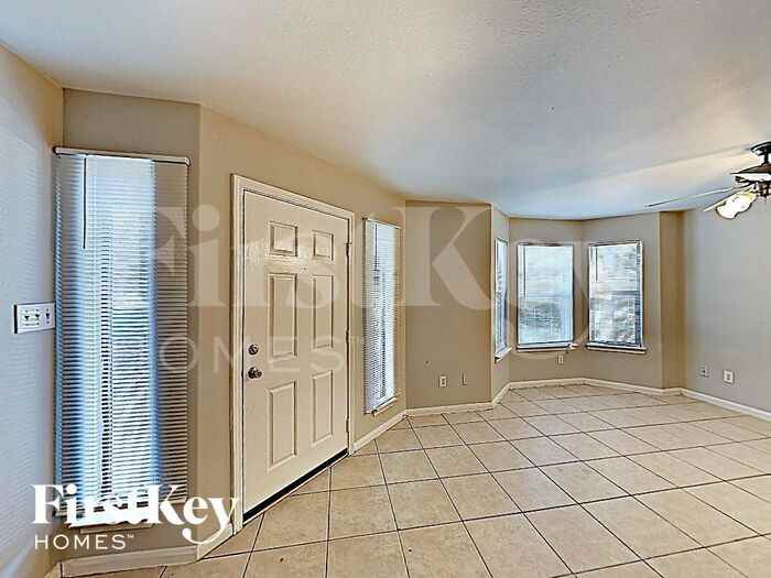 2932 La Estancia Ln - Photo 3 of 17