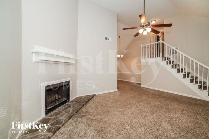 21 Angelo Rd - Photo 3 of 15