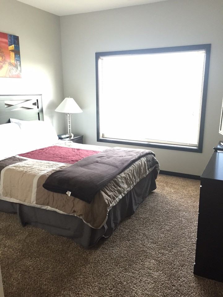 311 E Roosevelt Cir - Photo 5 of 38