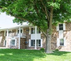 featured image of 1740 Lee Blvd #5