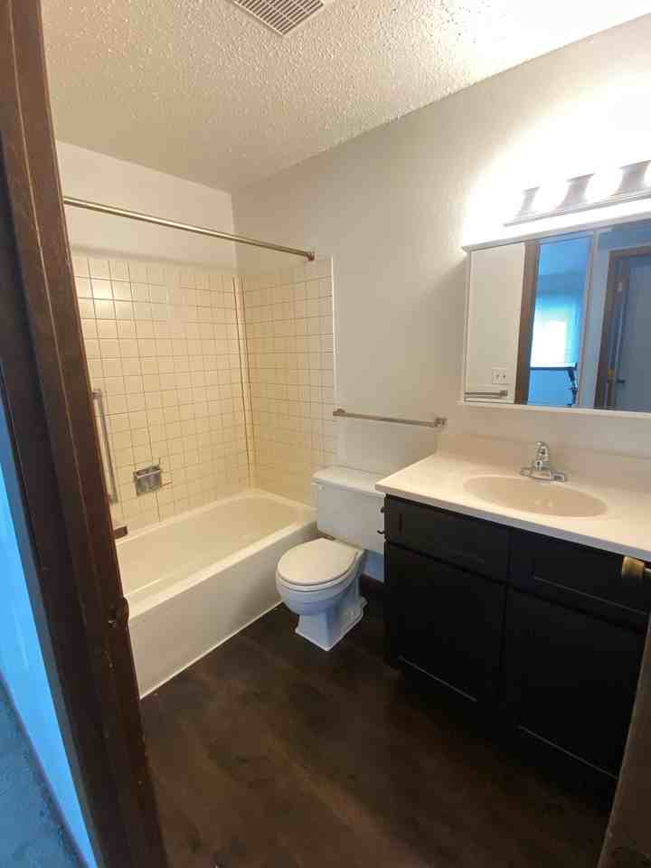 203 1st St N #3 - Photo 3 of 16