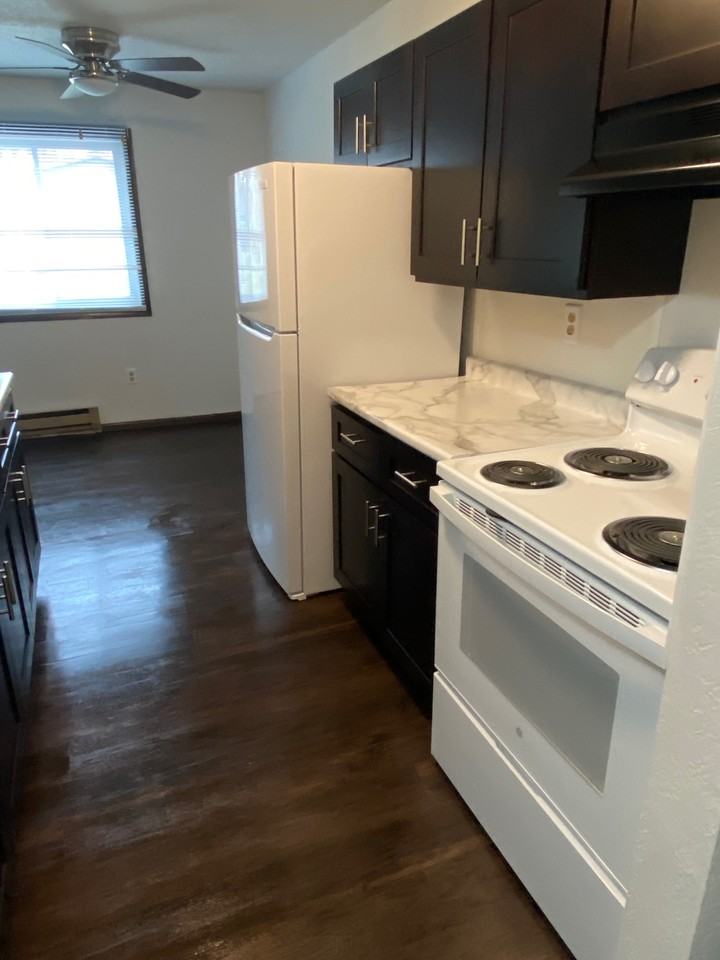 203 1st St N #3 - Photo 5 of 16