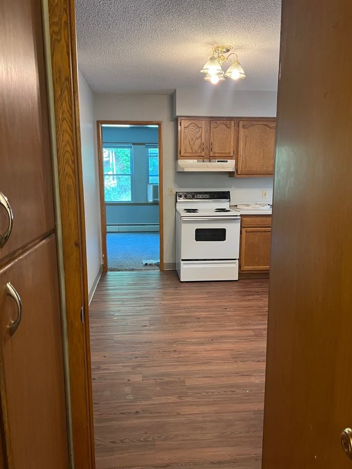 120 Locust St #5 - Photo 7 of 18