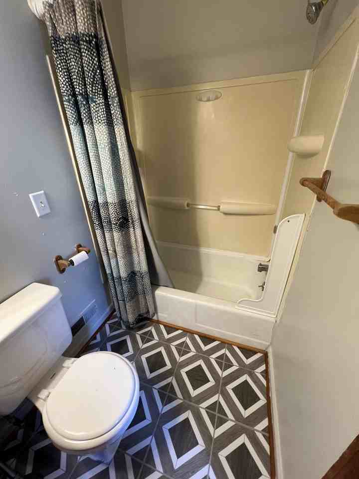 6089 1/2 W Harbor Rd - Photo 7 of 14