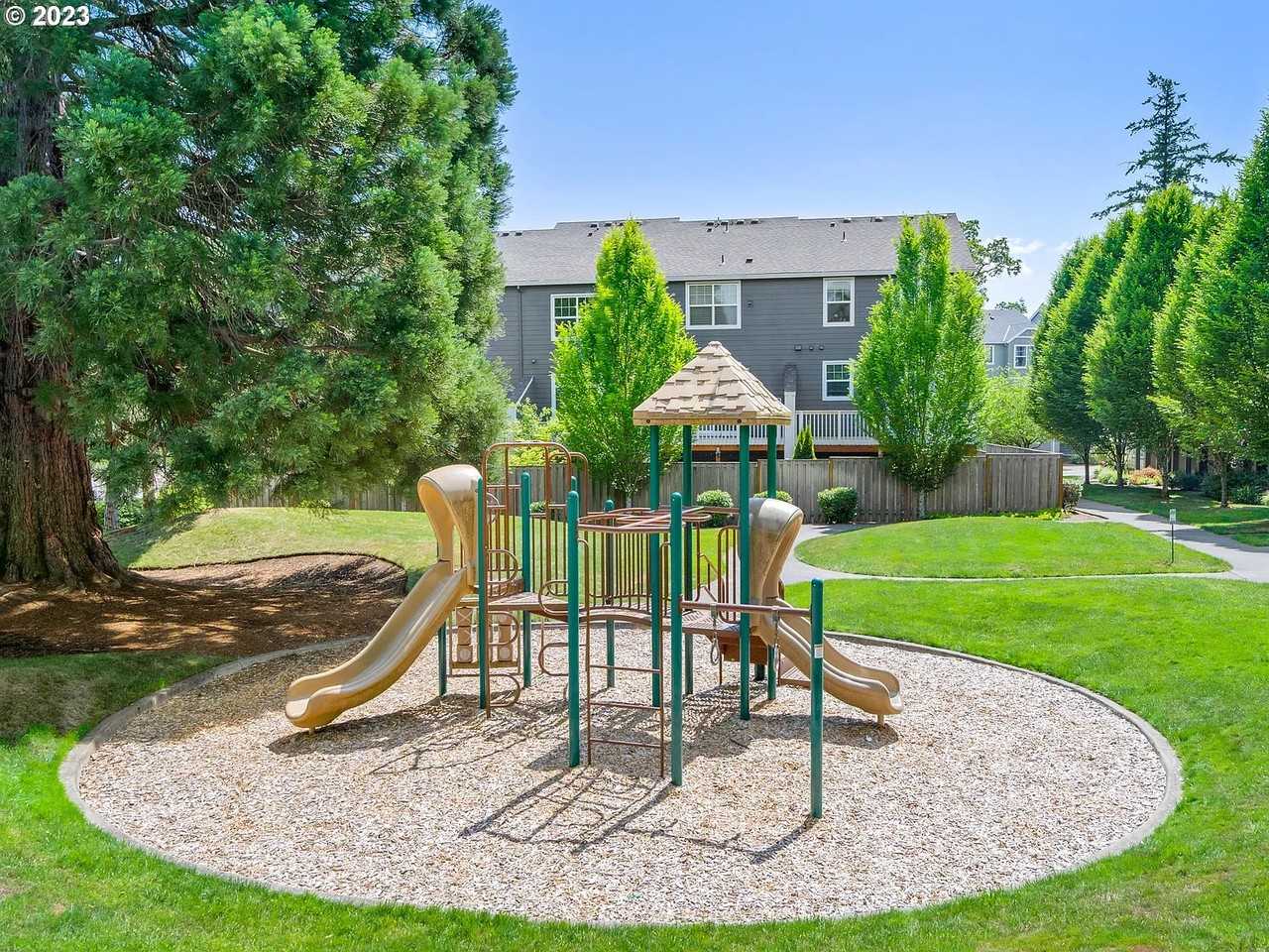 13543 Sw Rosemary Ln - Photo 2 of 18