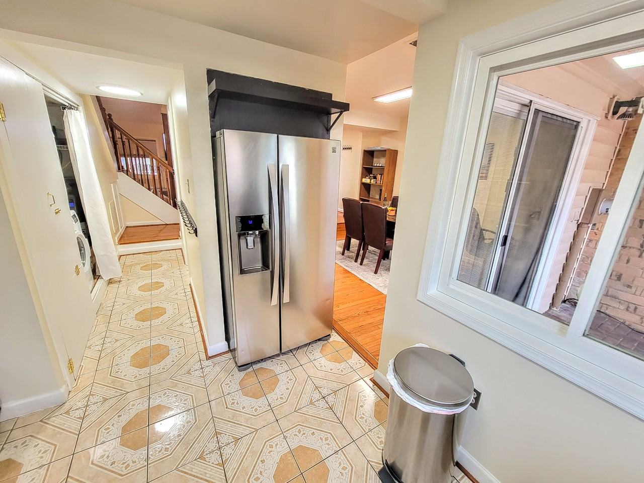 2217 Saunders Dr - Photo 5 of 26