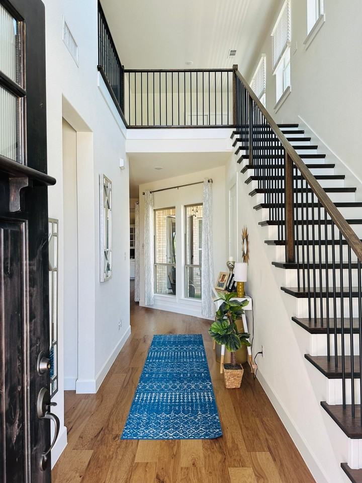 7827 Piedmont Ave #NA - Photo 2 of 26