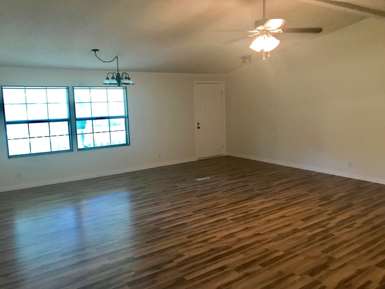 216 Travis Ln #1 - Photo 2 of 21