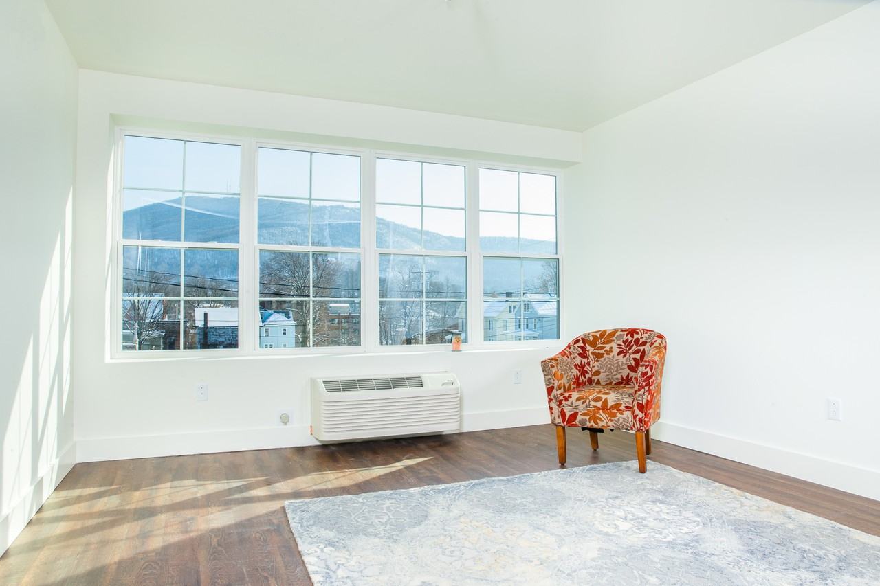 35 Van Nydeck Avenue #306 - Photo 6 of 14