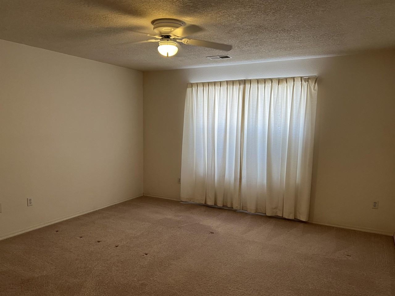 504 De Soto St Se #1 - Photo 7 of 16