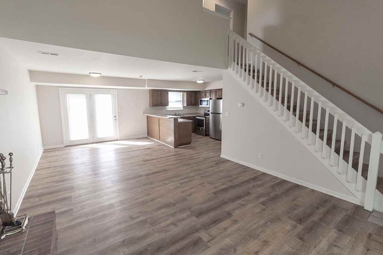 1901 Mirtle Grove Ct - Photo 3 of 31